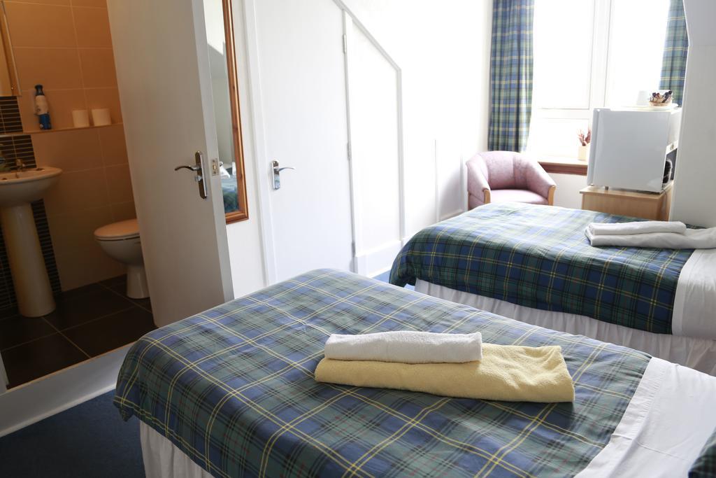 Armadale Guest House แอเบอร์ดีน ภายนอก รูปภาพ