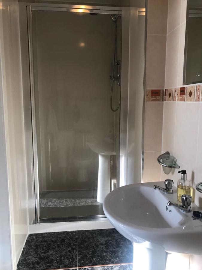 Armadale Guest House แอเบอร์ดีน ภายนอก รูปภาพ