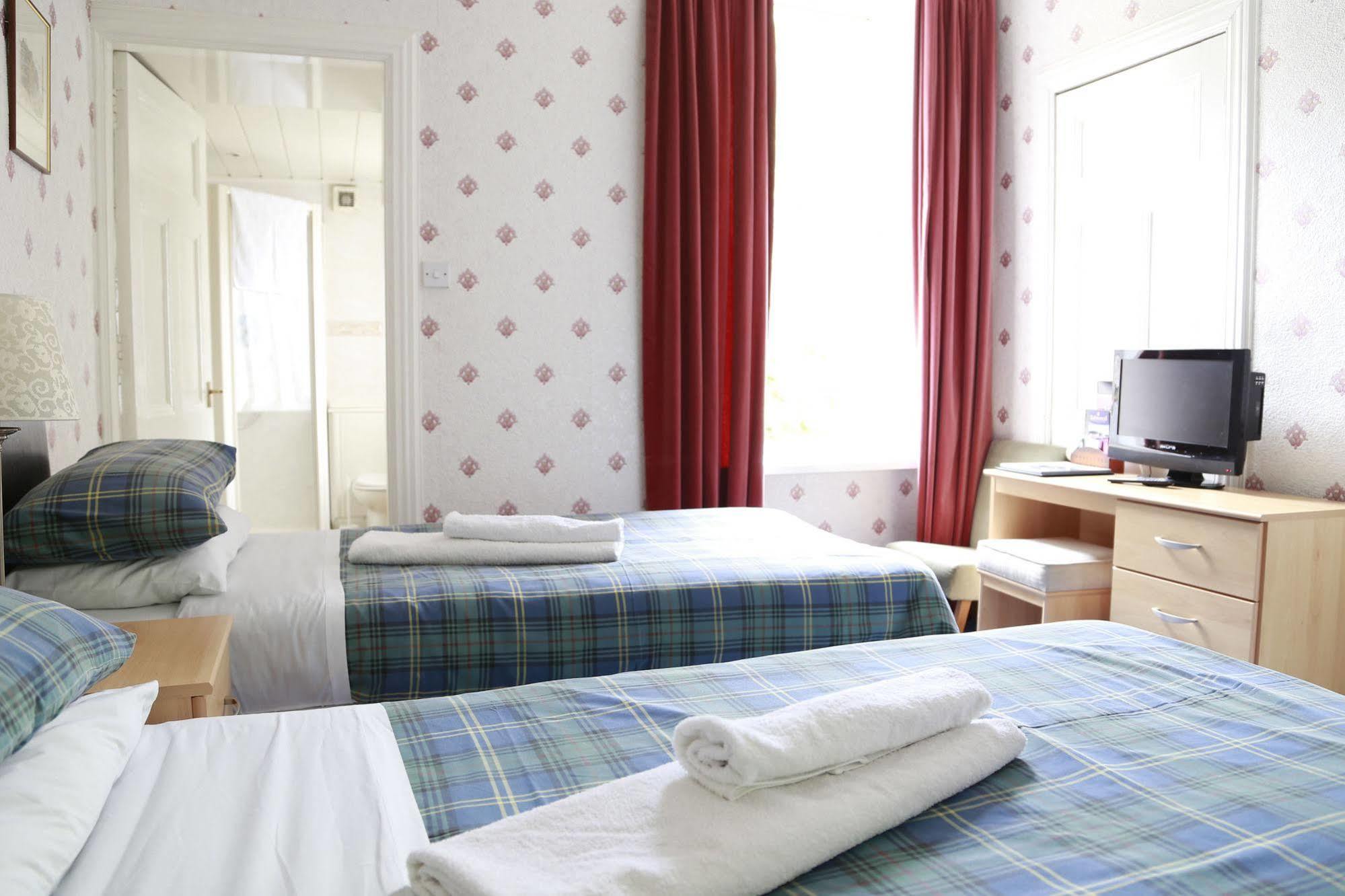Armadale Guest House แอเบอร์ดีน ภายนอก รูปภาพ