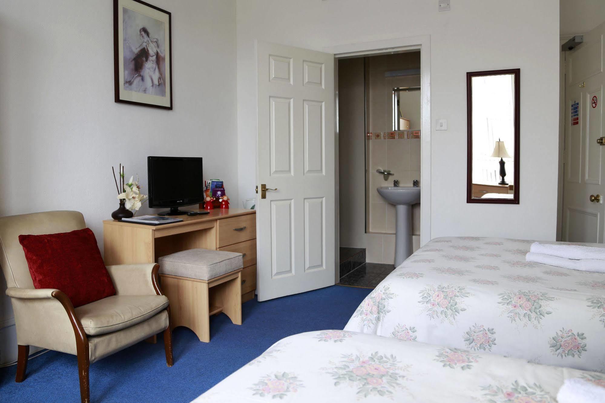 Armadale Guest House แอเบอร์ดีน ภายนอก รูปภาพ
