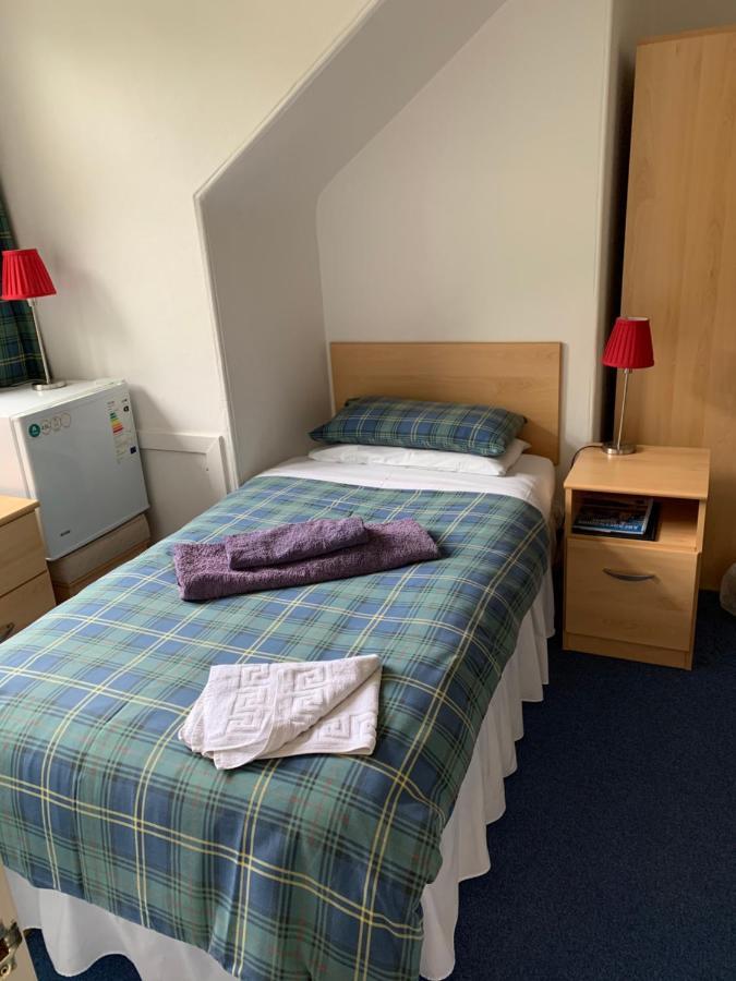 Armadale Guest House แอเบอร์ดีน ภายนอก รูปภาพ